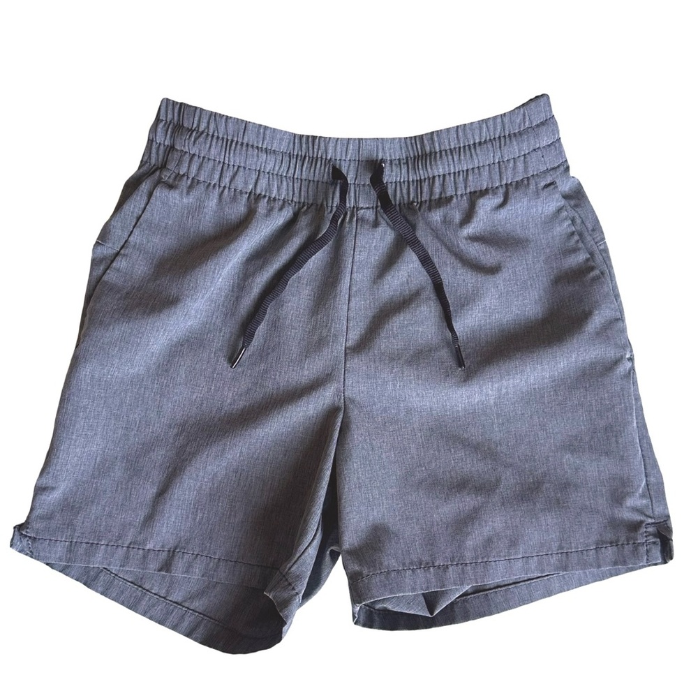Old Navy size 5 XS Boys quick dry pocket pull on elastic waist shorts